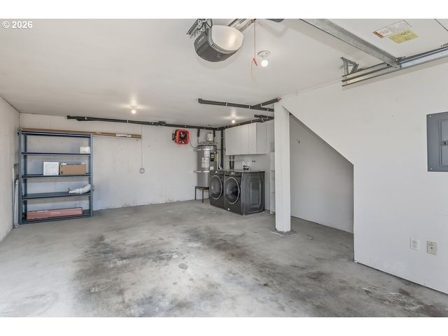 1687 Se LINN St, Portland, OR 97202