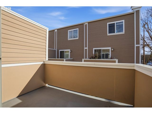 1687 Se LINN St, Portland, OR 97202