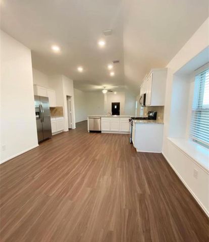 25831 Rosin Lake Lane, Richmond, TX 77406