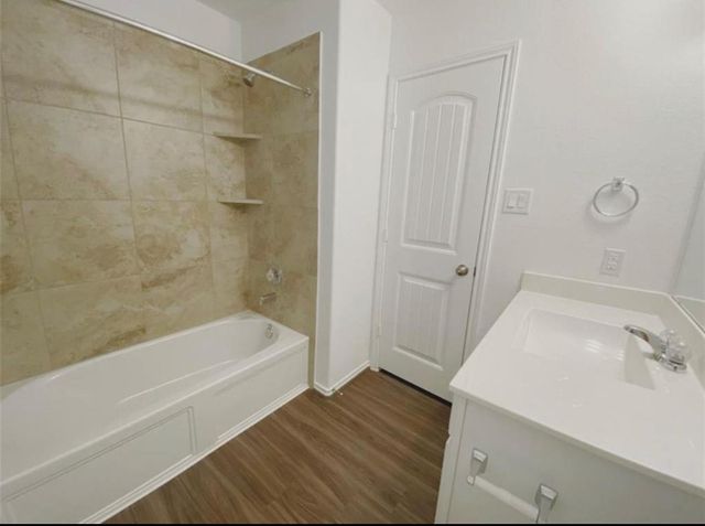 25831 Rosin Lake Lane, Richmond, TX 77406