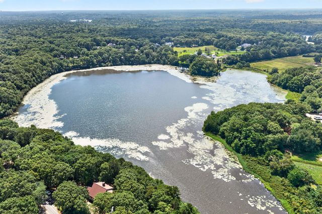 769 River Road, Marstons Mills, MA 02648