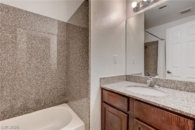 5404 River Glen Drive 362, Las Vegas, NV 89103