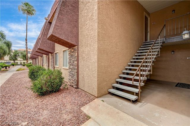 5404 River Glen Drive 362, Las Vegas, NV 89103