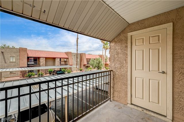 5404 River Glen Drive 362, Las Vegas, NV 89103