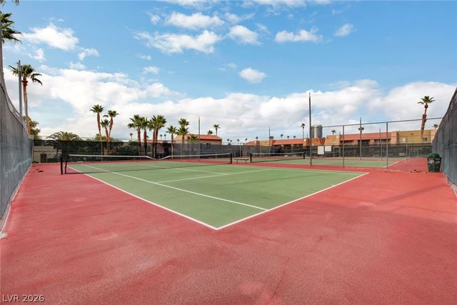 5404 River Glen Drive 362, Las Vegas, NV 89103