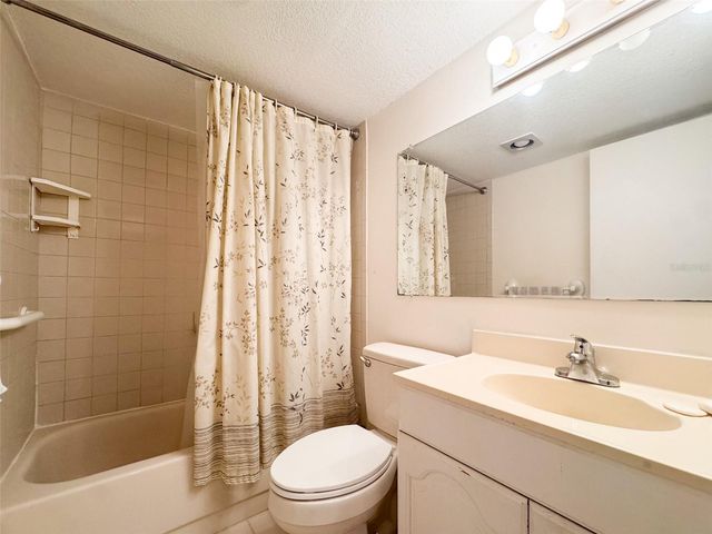 5885 WINDHOVER DRIVE 4E, Orlando, FL 32819