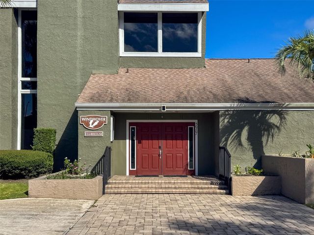 5885 WINDHOVER DRIVE 4E, Orlando, FL 32819