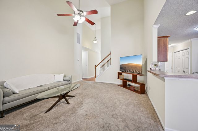 25 Pacific Avenue, Sharpsburg, GA 30277