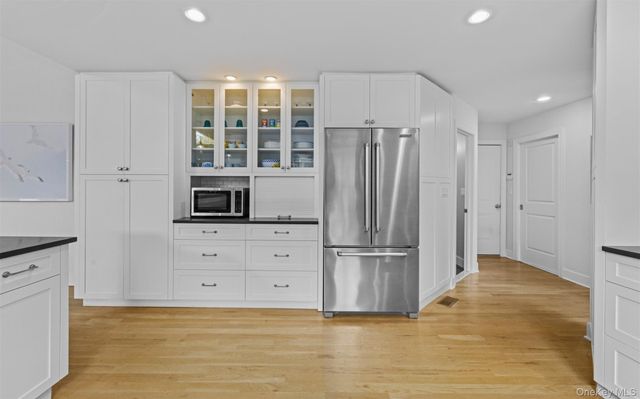 58 Bayfield Lane, Westhampton Beach, NY 11978