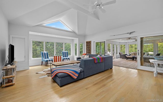 58 Bayfield Lane, Westhampton Beach, NY 11978
