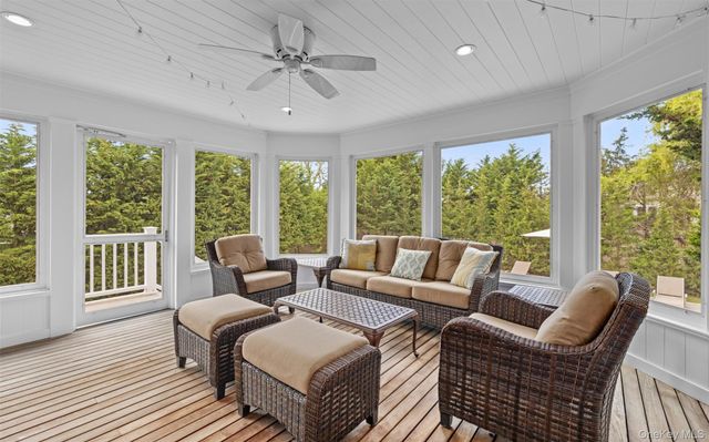 58 Bayfield Lane, Westhampton Beach, NY 11978