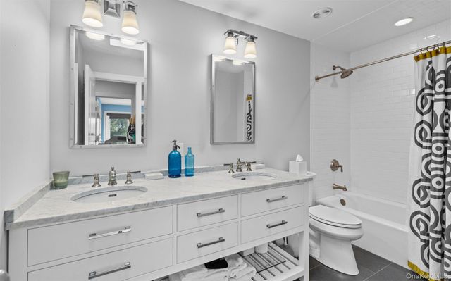 58 Bayfield Lane, Westhampton Beach, NY 11978