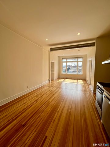 88 Main Street, New Canaan, CT 06840