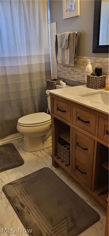7573 Biscayne Boulevard, Parma, OH 44134