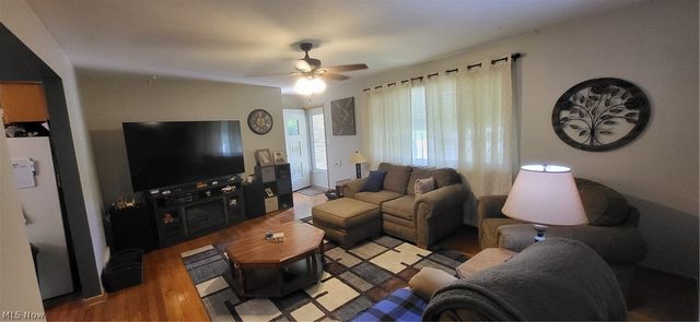 7573 Biscayne Boulevard, Parma, OH 44134