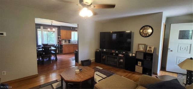 7573 Biscayne Boulevard, Parma, OH 44134