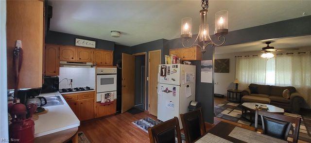 7573 Biscayne Boulevard, Parma, OH 44134