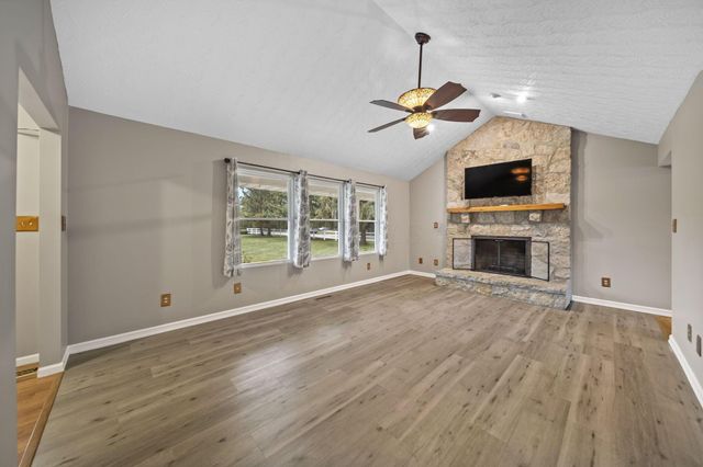 4384 Leppert Road, Hilliard, OH 43026