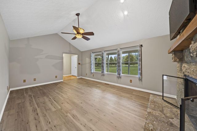 4384 Leppert Road, Hilliard, OH 43026