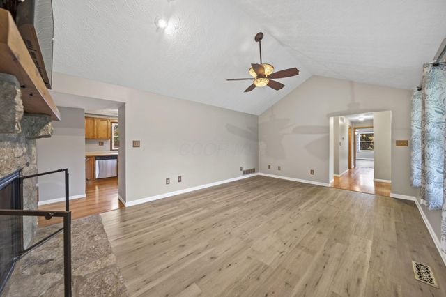 4384 Leppert Road, Hilliard, OH 43026