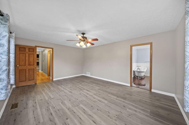 4384 Leppert Road, Hilliard, OH 43026