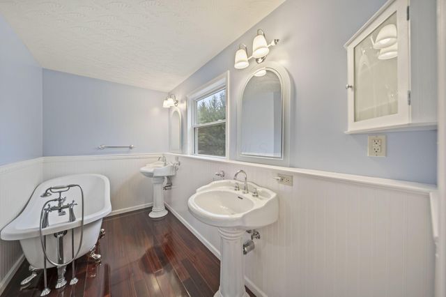 4384 Leppert Road, Hilliard, OH 43026