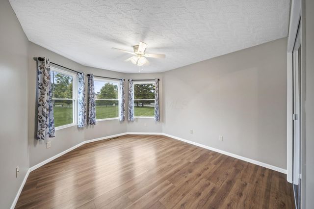 4384 Leppert Road, Hilliard, OH 43026