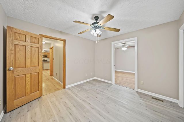 4384 Leppert Road, Hilliard, OH 43026