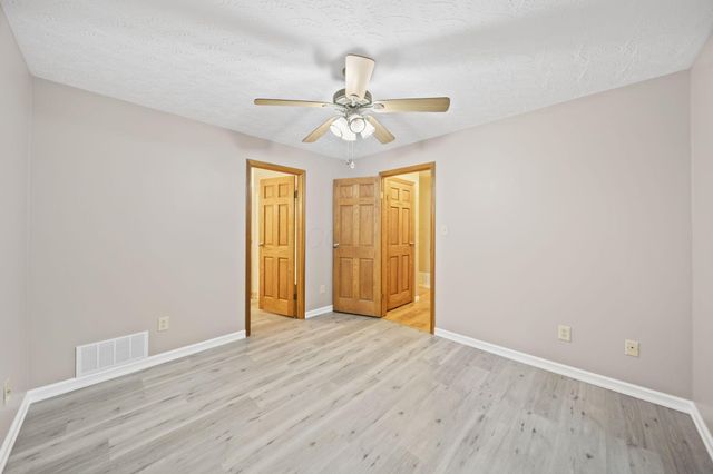 4384 Leppert Road, Hilliard, OH 43026