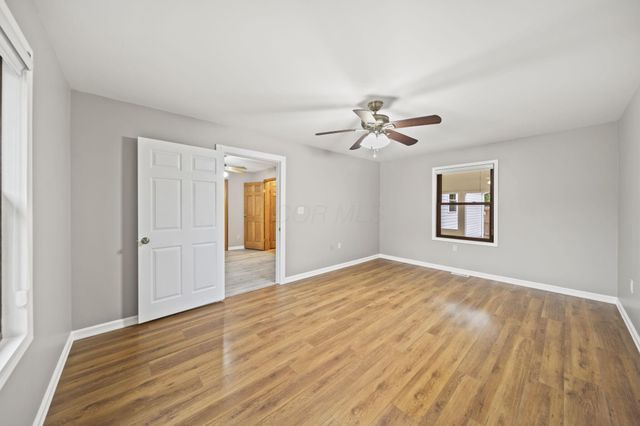 4384 Leppert Road, Hilliard, OH 43026