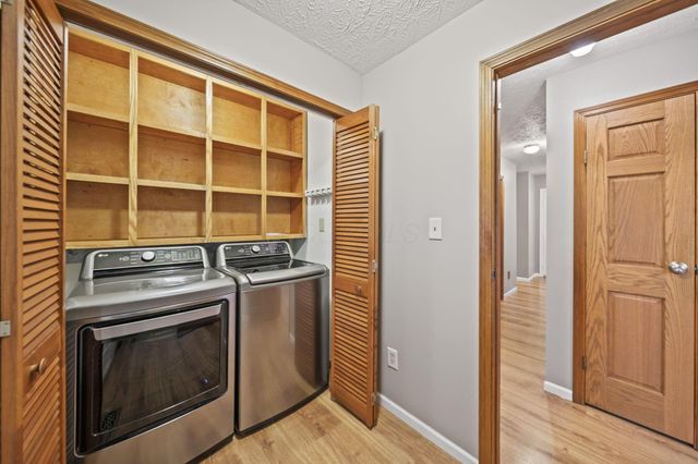4384 Leppert Road, Hilliard, OH 43026