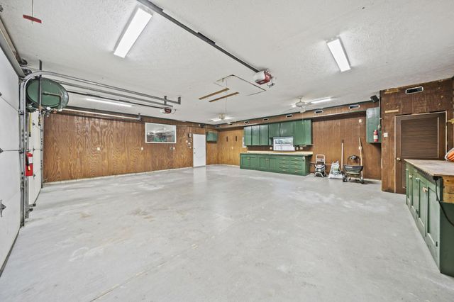 4384 Leppert Road, Hilliard, OH 43026