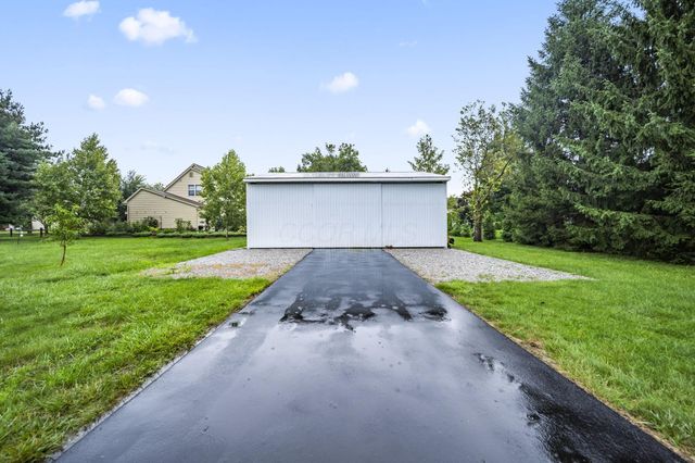 4384 Leppert Road, Hilliard, OH 43026