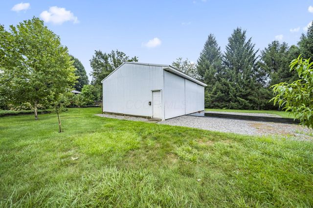 4384 Leppert Road, Hilliard, OH 43026