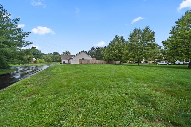 4384 Leppert Road, Hilliard, OH 43026