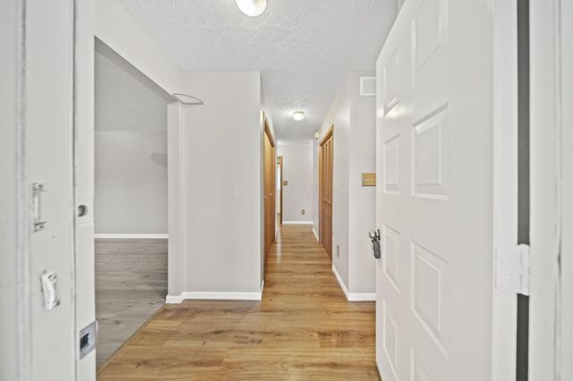 4384 Leppert Road, Hilliard, OH 43026