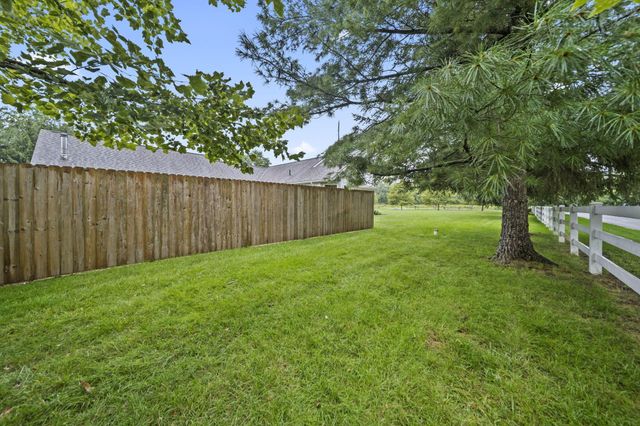 4384 Leppert Road, Hilliard, OH 43026