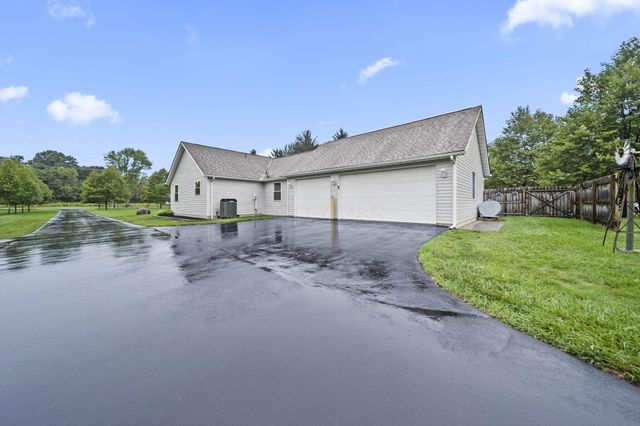 4384 Leppert Road, Hilliard, OH 43026