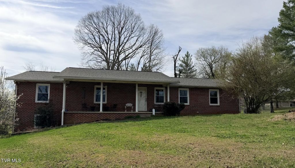 2672 Carters Valley Road, Church Hill, TN 37642