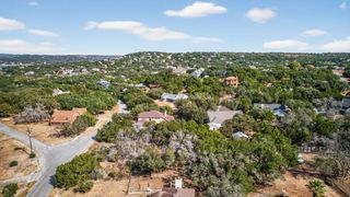 401 Cargill DR, Spicewood, TX 78669