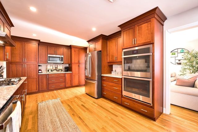 349 Harvard St, Fall River, MA 02720