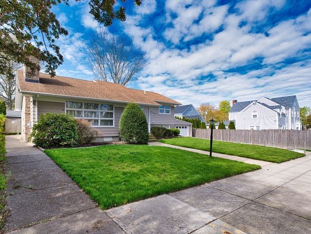 349 Harvard St, Fall River, MA 02720