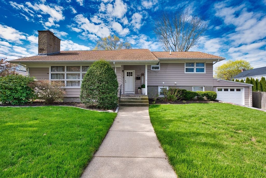 349 Harvard St, Fall River, MA 02720