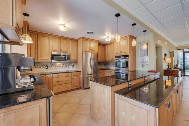 1320 PASADENA AVENUE S 605, South Pasadena, FL 33707