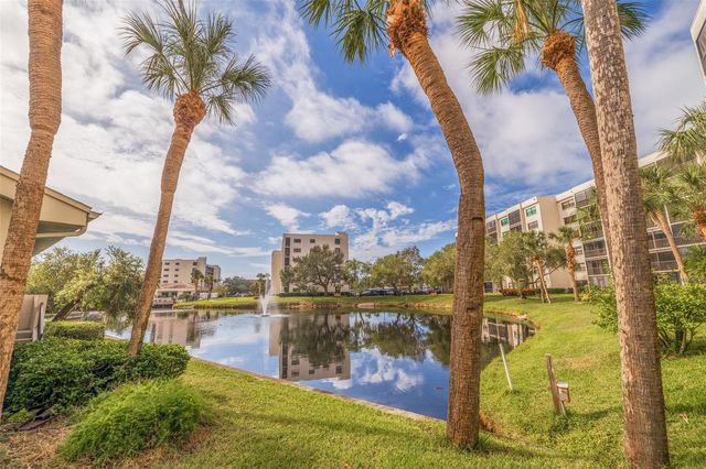 1320 PASADENA AVENUE S 605, South Pasadena, FL 33707