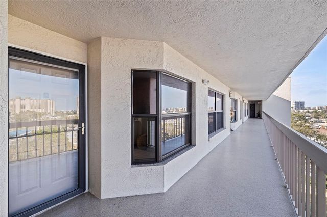 1320 PASADENA AVENUE S 605, South Pasadena, FL 33707