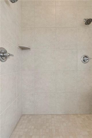 8315 Primrose Street, De Soto, KS 66018