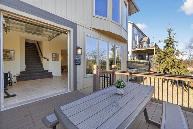 8315 Primrose Street, De Soto, KS 66018