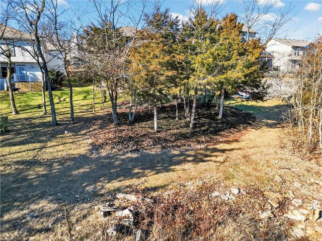 8315 Primrose Street, De Soto, KS 66018