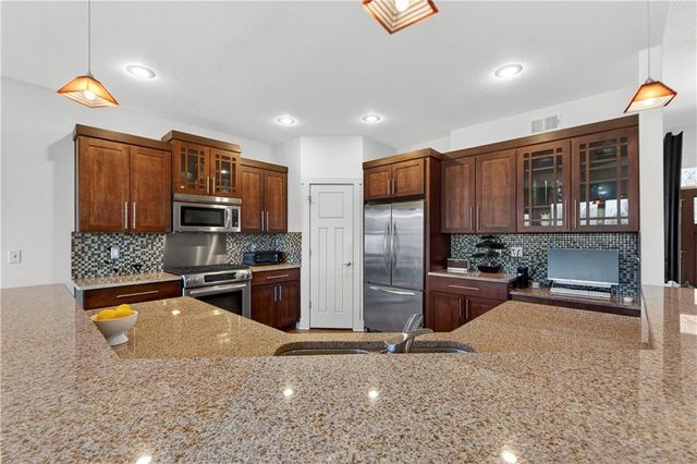 8315 Primrose Street, De Soto, KS 66018